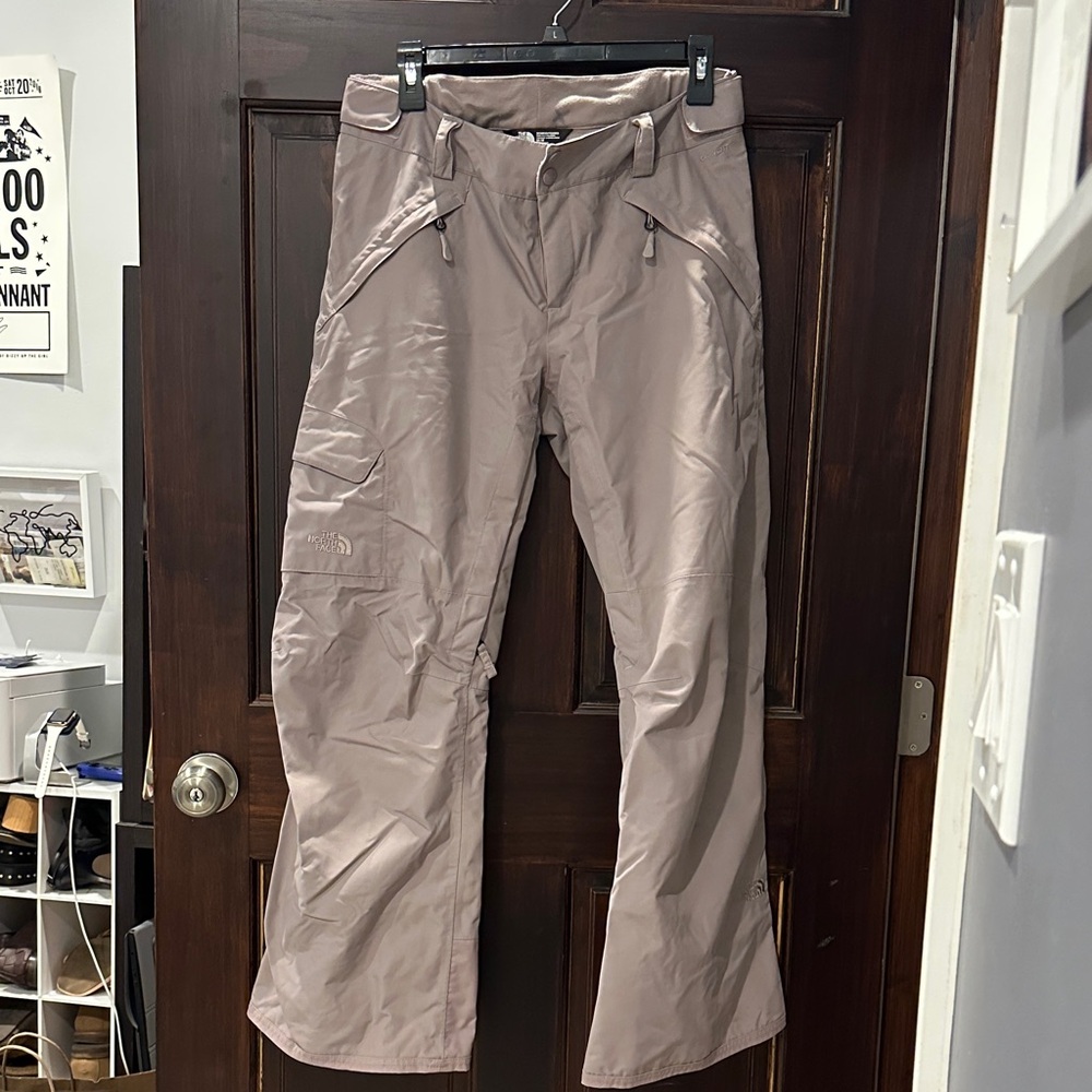 *SOLD*The North Face women's snowboarding/ski pants